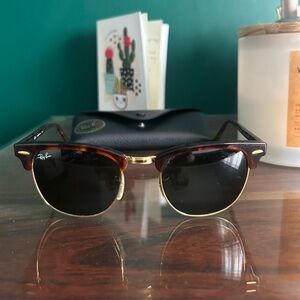 Ray-Ban Classic Clubmaster Tortoise and Gold Sunglasses